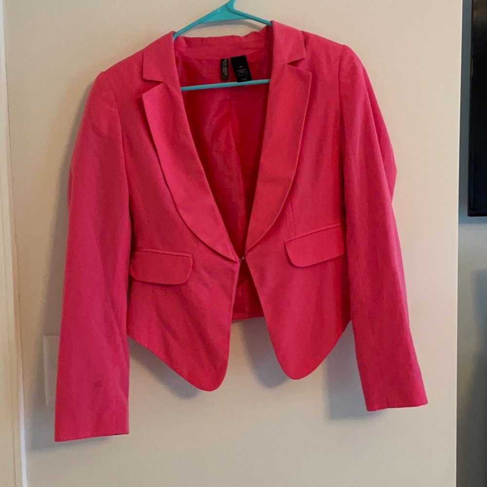 Hot pink mini Blazer. Size xs. Lightly worn